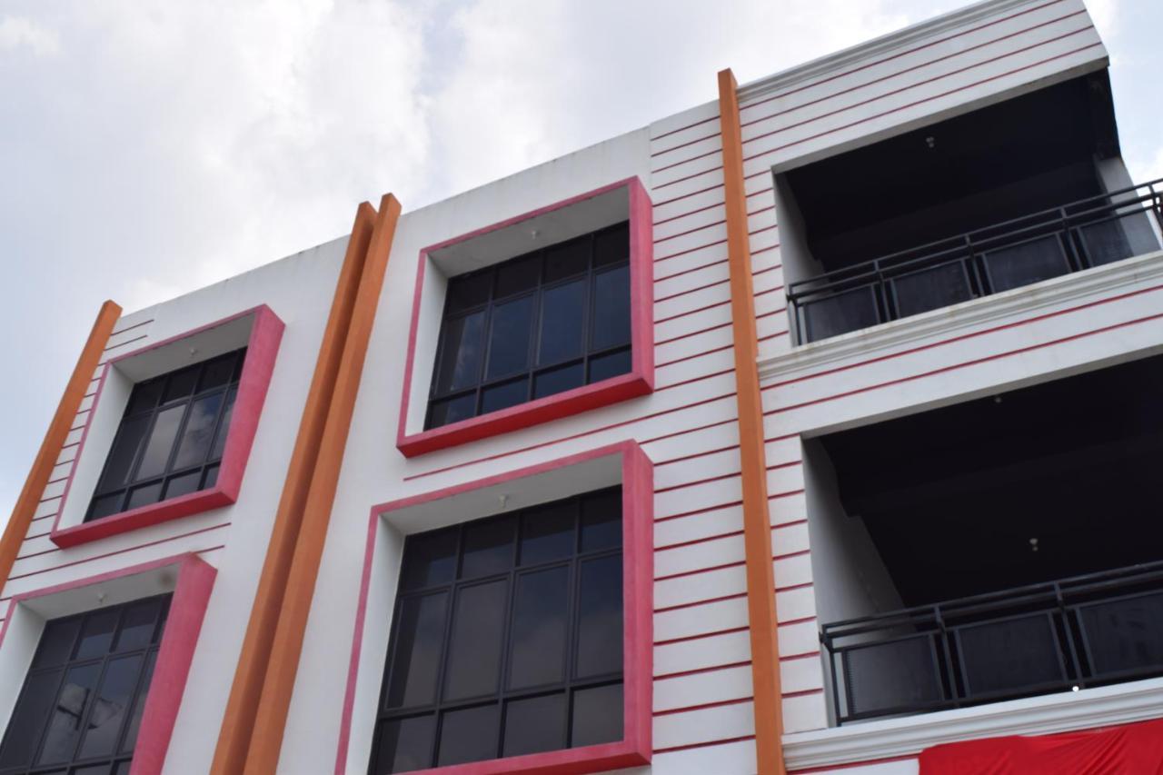 Hotel Sriwijaya 99 Palembang Ngoại thất bức ảnh