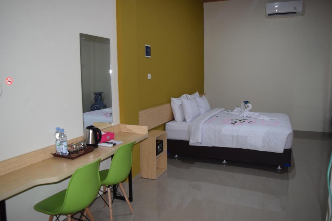 Hotel Sriwijaya 99 Palembang Ngoại thất bức ảnh