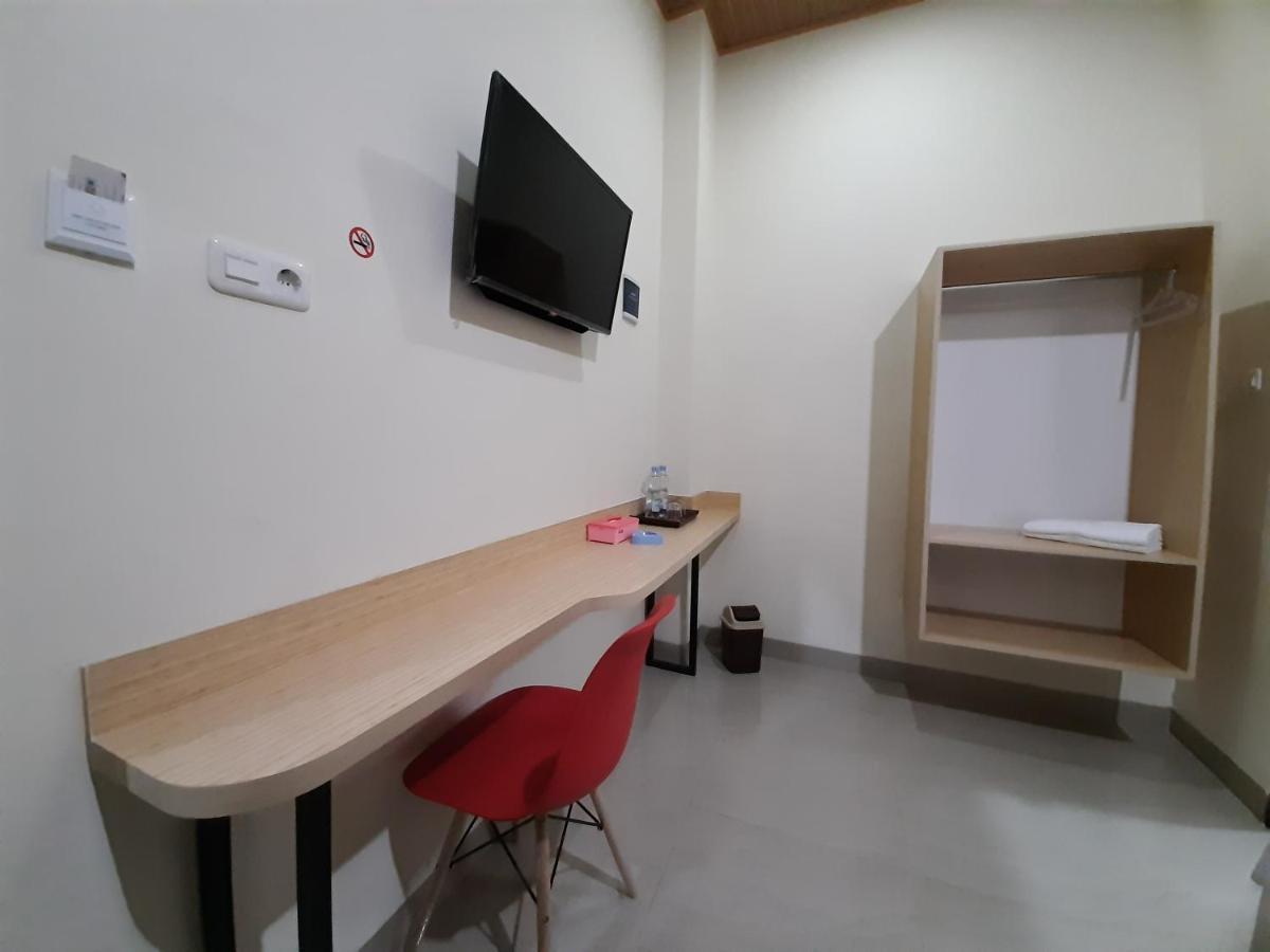 Hotel Sriwijaya 99 Palembang Ngoại thất bức ảnh