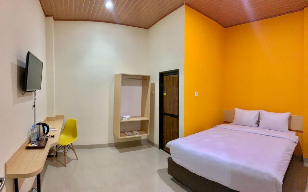 Hotel Sriwijaya 99 Palembang Ngoại thất bức ảnh